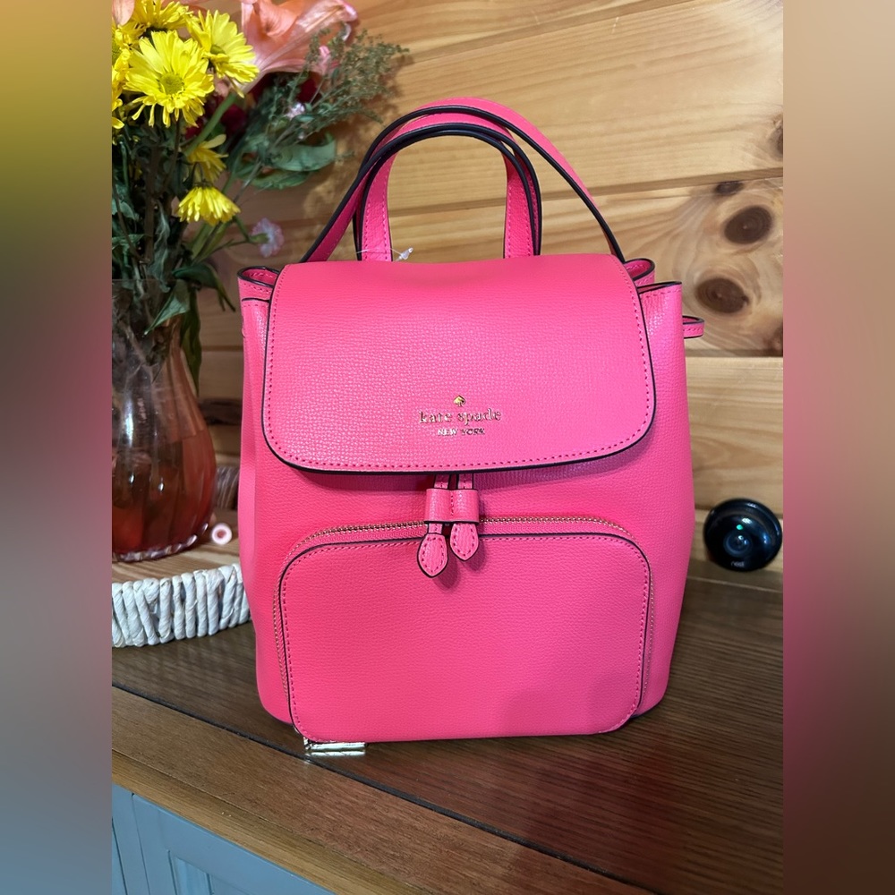Kate Spade Medium Backpack NWT 💗
